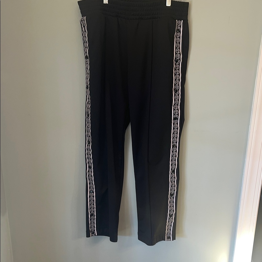 Zumba Wear Black Women's Pants with Snaps Sz M